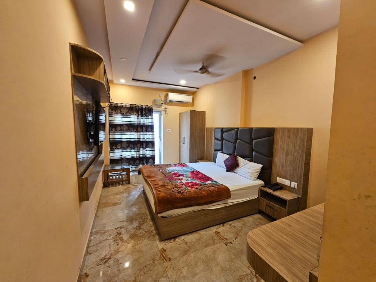 Hotel Aditya Inn - Varanasi — Photos 2